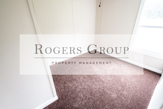 Photo - 23 Country Ln