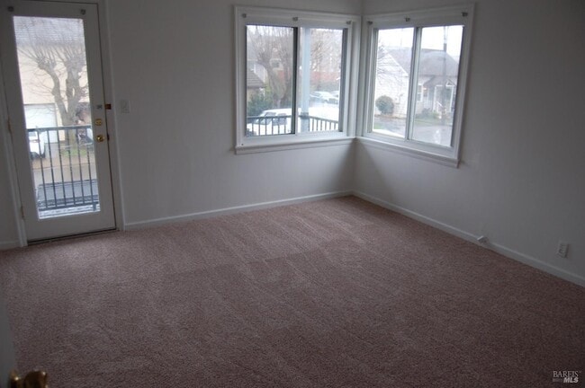 Photo - 148 N 3rd St Unit House