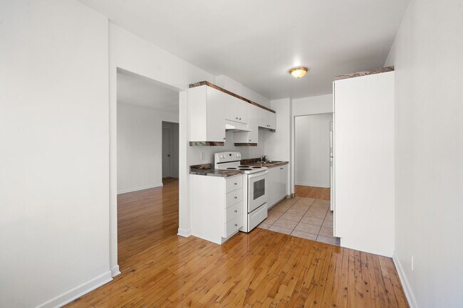 Photo - 2775 Av De Kent