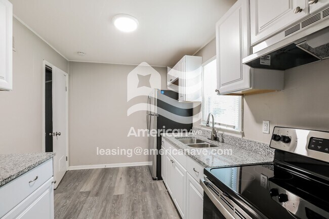 Photo - 4412 Myrtle Ave