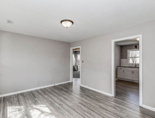 Photo - Adorable 3 bed, 1 bath!