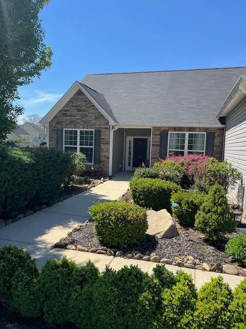 Photo - 30 Yadkin Rd