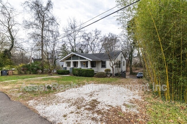 Photo - 5501 Lake Shore Dr