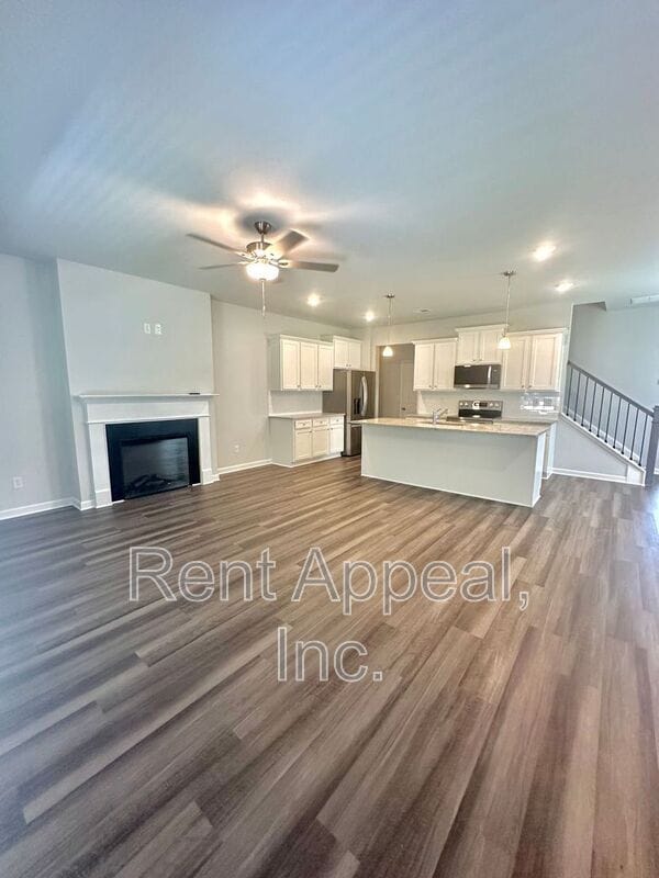 Photo - 383 Lanier Cir