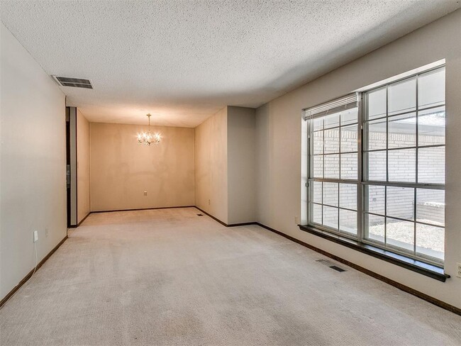 Photo - 2608 Linden Ave