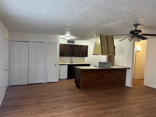 Photo - 1826 Legend Dr