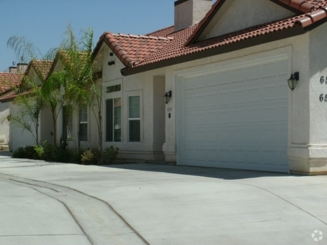 Building Photo - 660 Clover Meadow Ct Unit B Rental