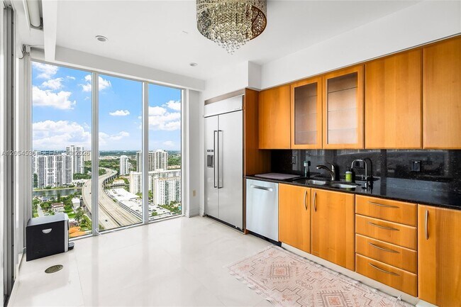 Photo - 19111 Collins Ave Unit 3406