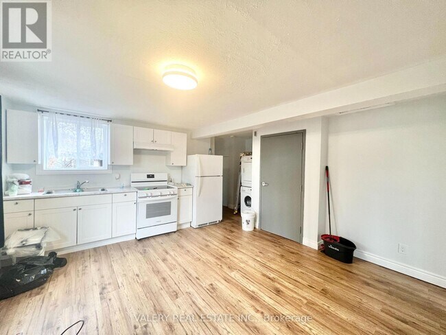 Photo - 67 Queen Mary St Unité B