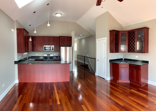 Photo - 4644 W 63rd St Unit 3