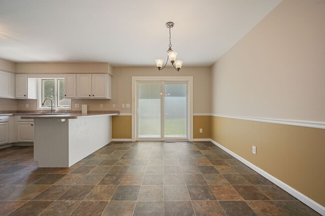 Photo - 110 Allan Ave