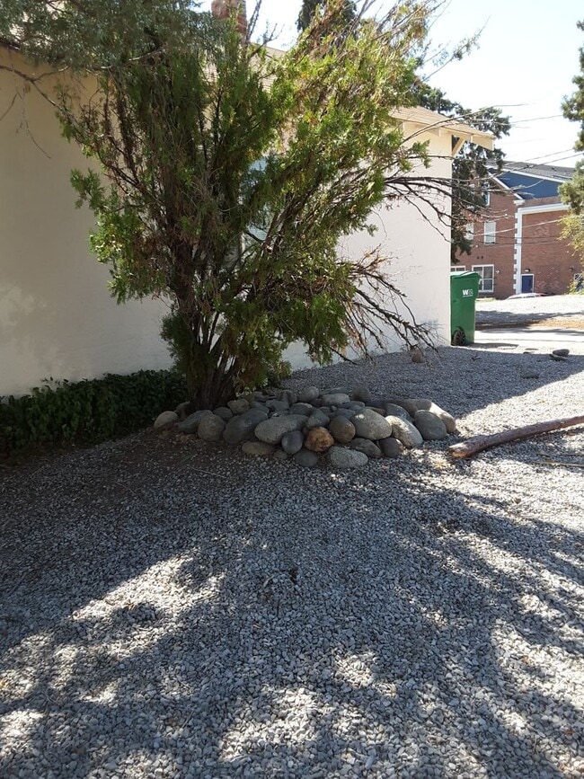 ONLY $1,600 PER MONTH FOR THIS SUPER CUTE, SINGLE FAMILY HOME WITH FINISHED BASEMENT - VERY CLOSE... - ONLY $1,600 PER MONTH FOR THIS SUPER CUTE, SINGLE FAMILY HOME WITH FINISHED BASEMENT - VERY CLOSE...