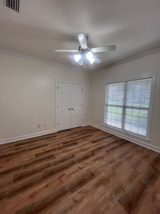 3687 Arbor Run Dr