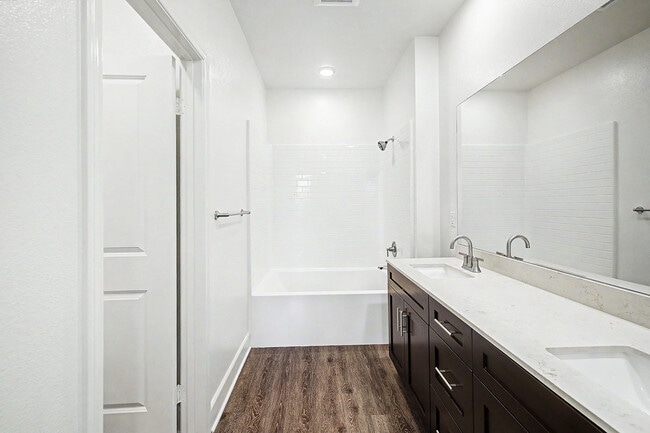 Bathroom - Paseo Village