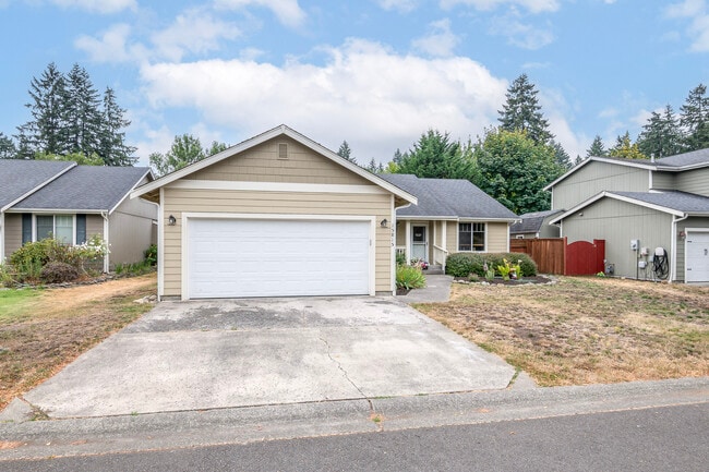 Building Photo - 15815 Yelm Terra Way SE Rental