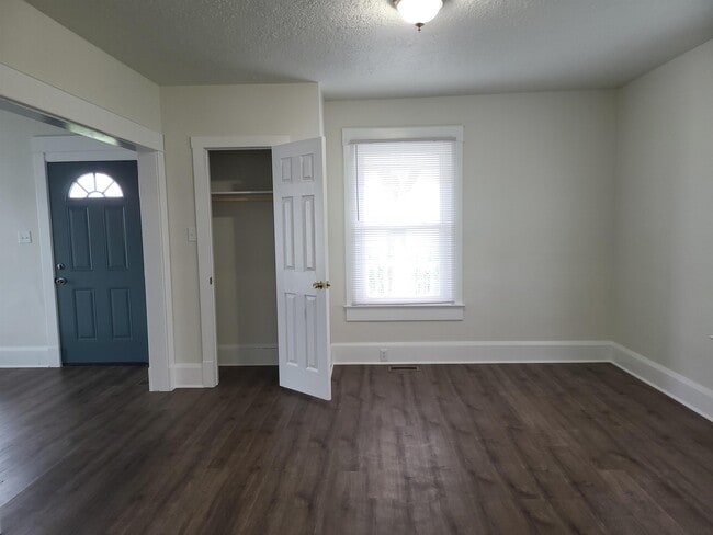 Photo - 909 Crouse Mill Ln