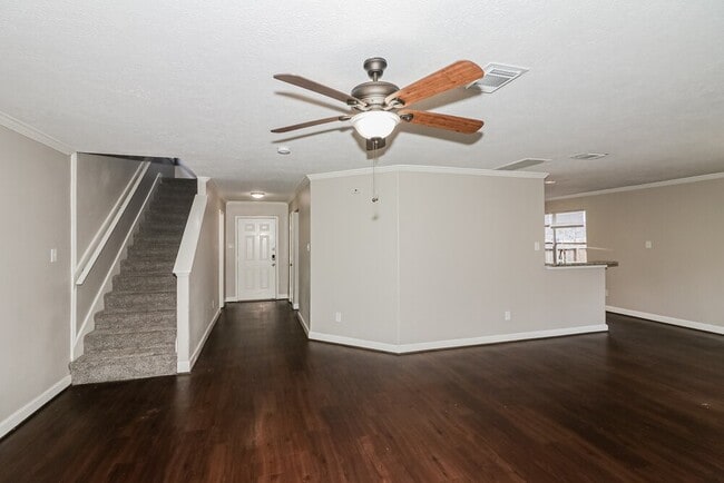 Photo - 6407 Crim Ct