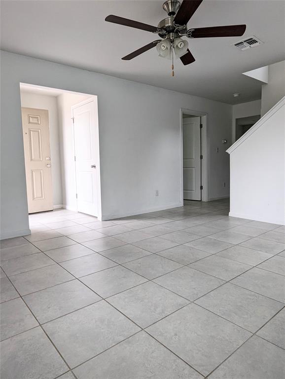 Photo - 135 Frasier Dr