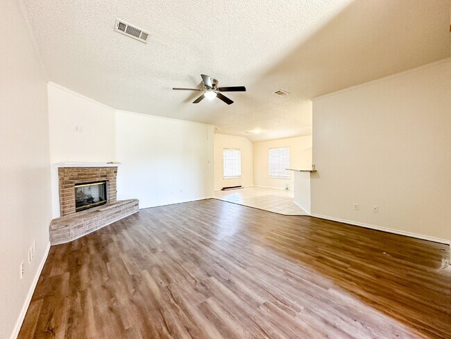 Photo - Charming 3 Bedroom, 2 Bath Home in Cooper ISD
