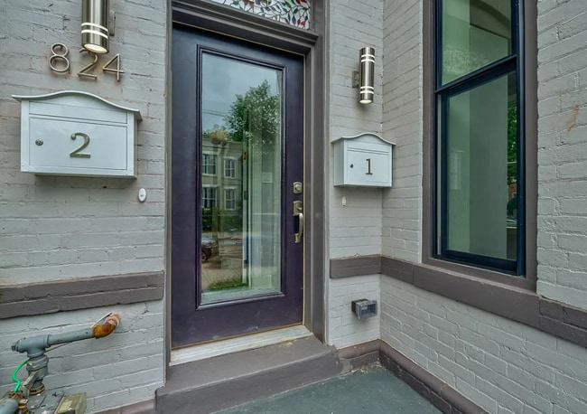 Photo - 824 I St NE Unit 1