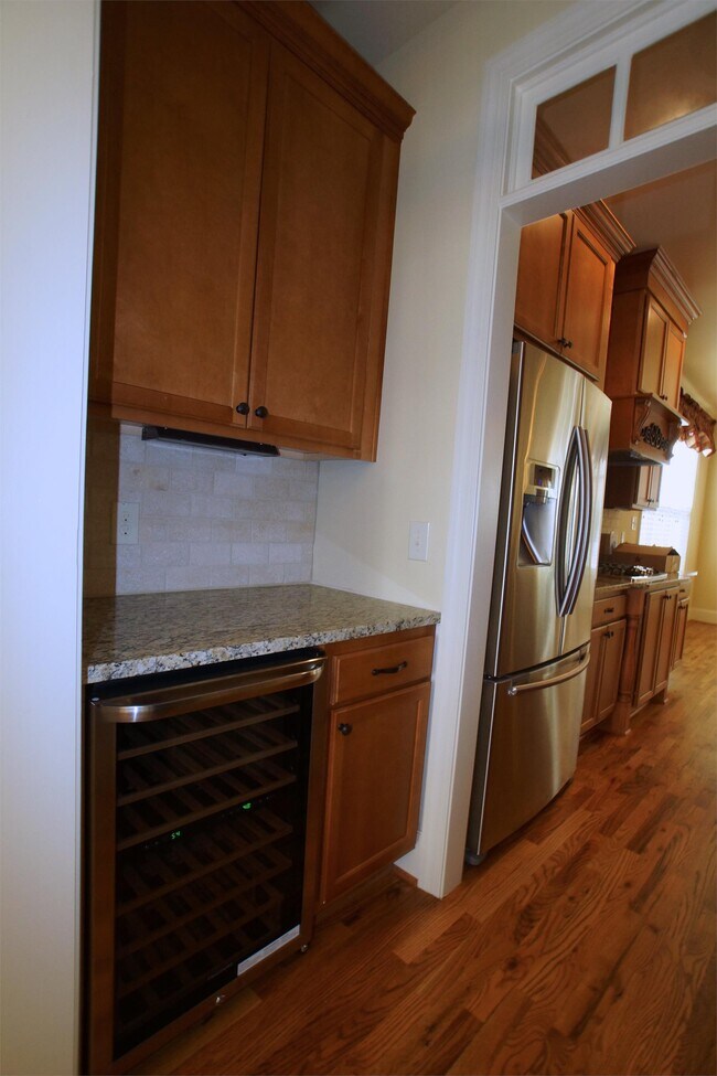 Photo - 112 Bancroft Brook Dr