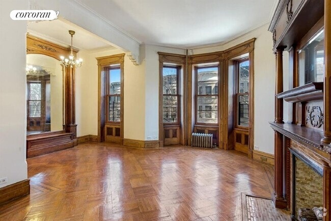 Building Photo - 634 2nd St Rental