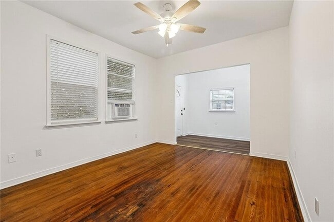 Photo - 2646 Jonquil St