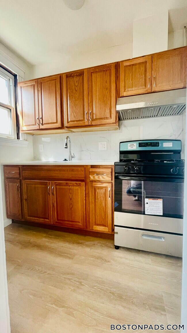 Photo - 26 Holworthy Pl Apartment Unit 2