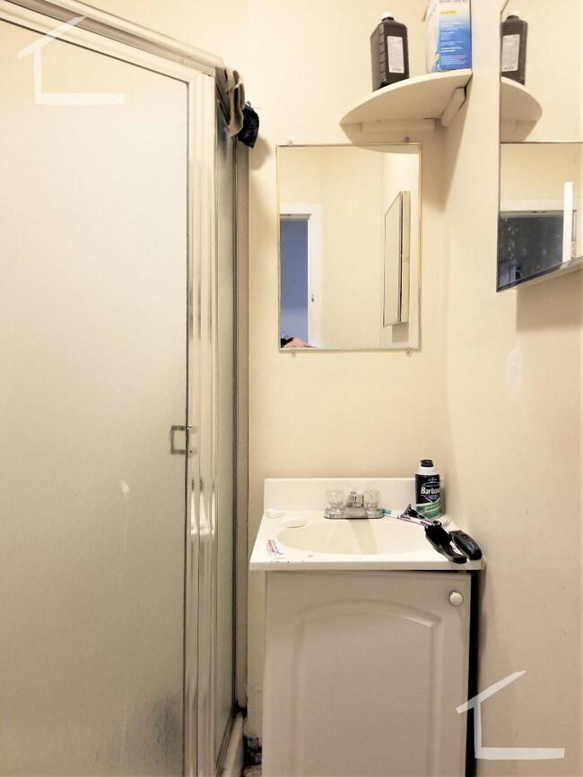 Photo - 28 Wadsworth St