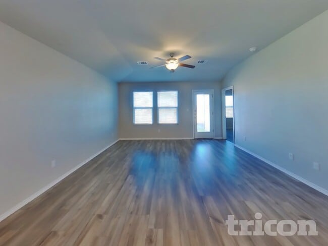 Photo - 5125 Sidesaddle Dr