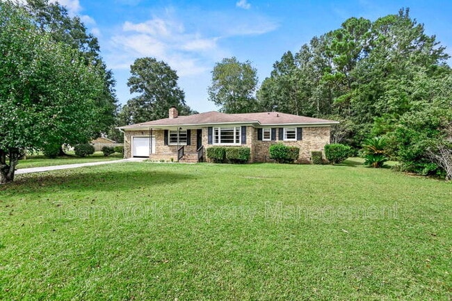Photo - 137 Ravenell St