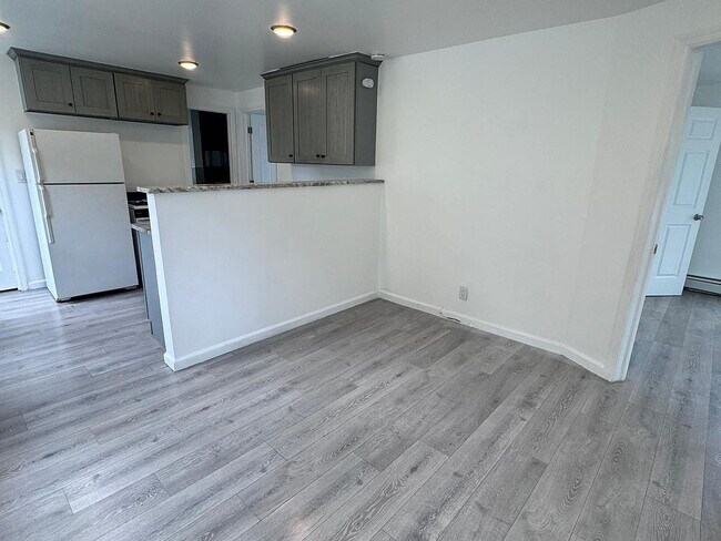 Photo - 77 Cottage St