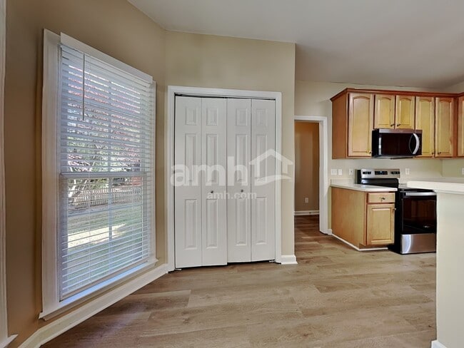 Photo - 5705 Beargrass Ln