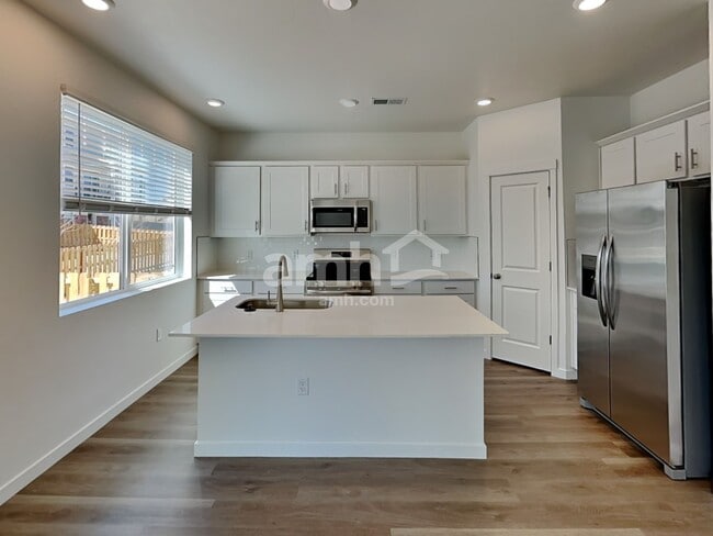 Photo - 26106 E Calhoun Pl