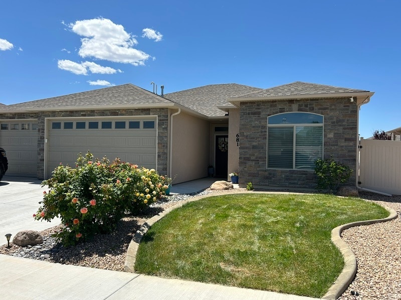 Photo - 681 Strathearn Drive