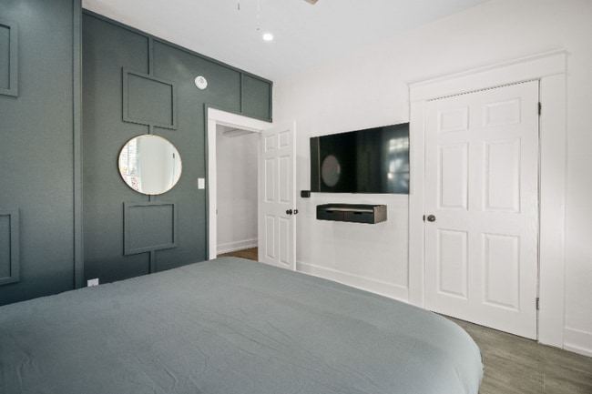 Photo - 2009 W Dekle Ave Unidad 2