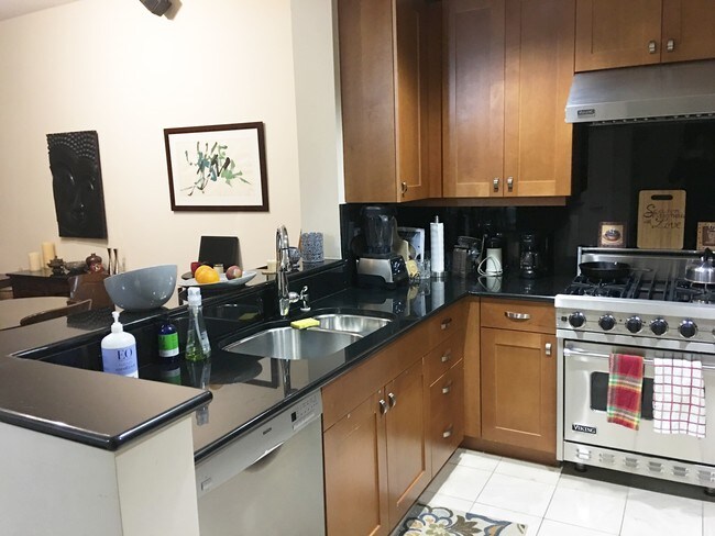 Photo - 800 High St Unit 114