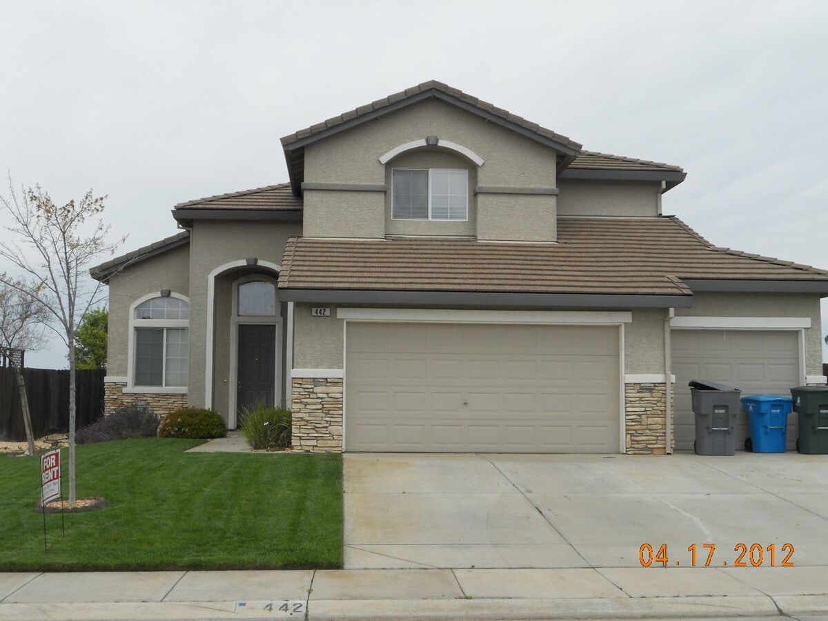 Spacious Two Story Home in Williams - Spacious Two Story Home in Williams