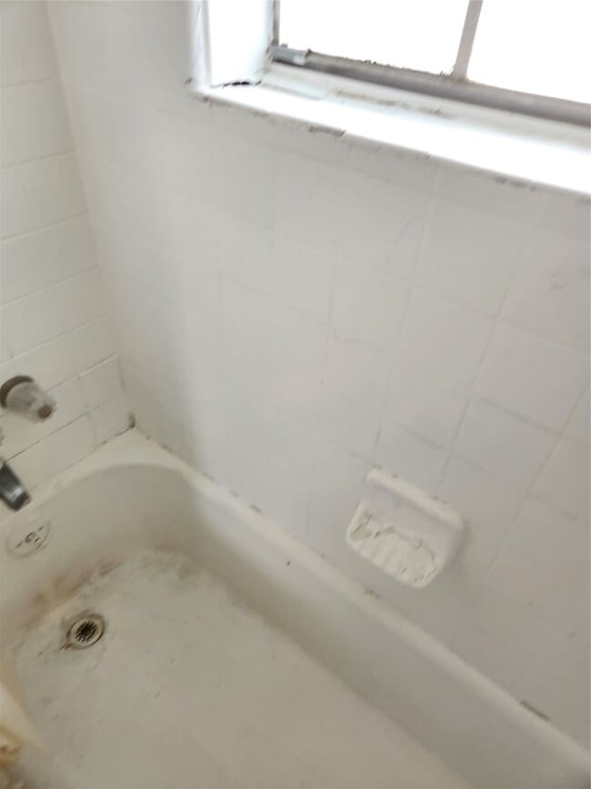 Photo - 7422 Amelia Rd