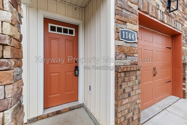 Photo - 1144 Carolina Ave