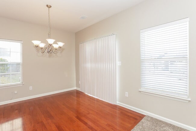 Photo - 6415 Glenolden Dr