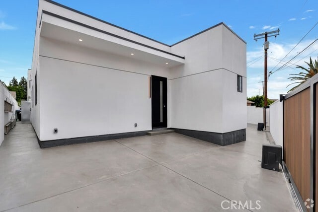 Building Photo - 16514 San Fernando Mission Blvd Rental