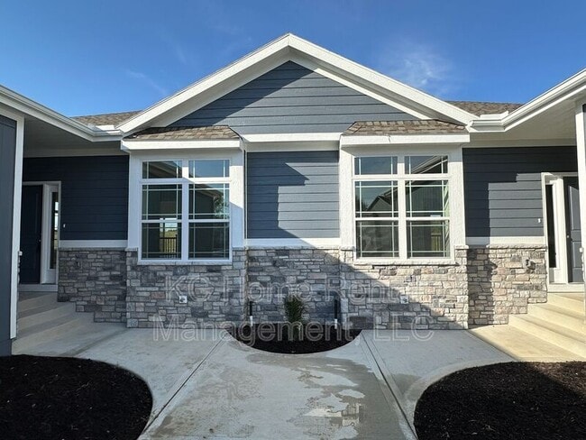 Photo - 16450 Blair St