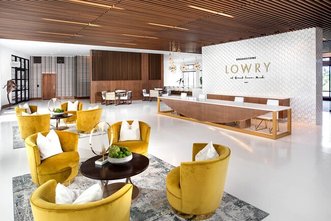 Photo - Alas Over Lowry