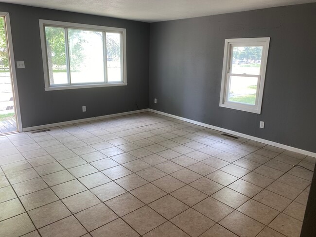 Photo - 209 N 10th St