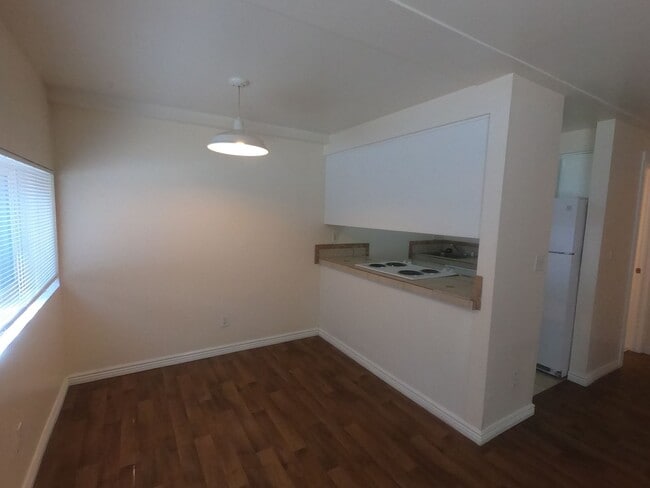 Photo - Tranquil Living in a Stylish 1 Bedroom Garden Floor Apartment