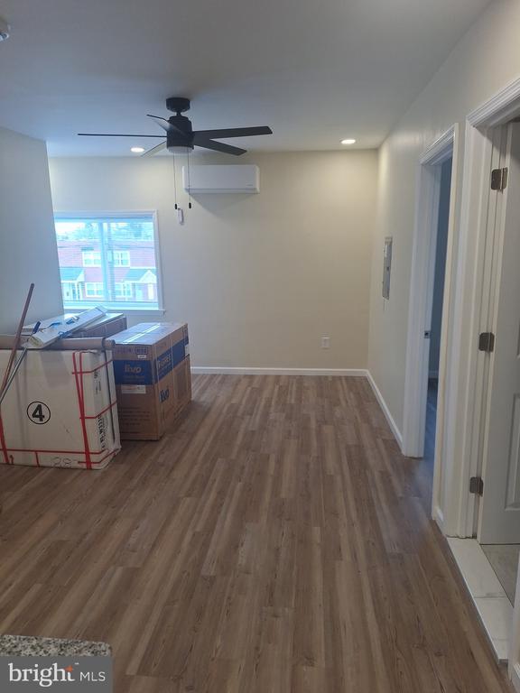 Photo - 505 Rand St Unit B