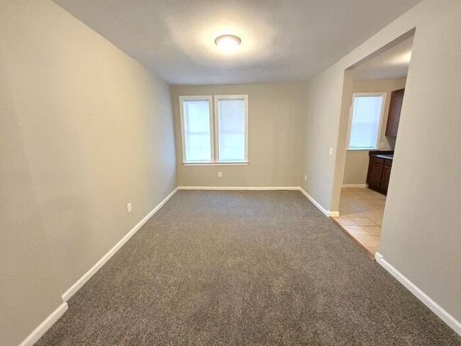 Photo - 4 Bedroom Home