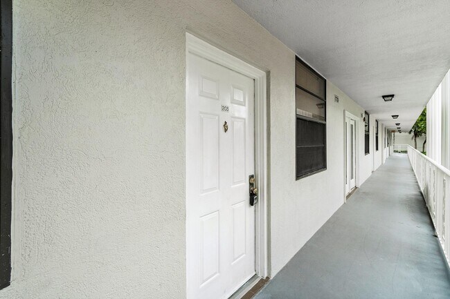 Photo - 3710 Whitehall Dr Unit 203