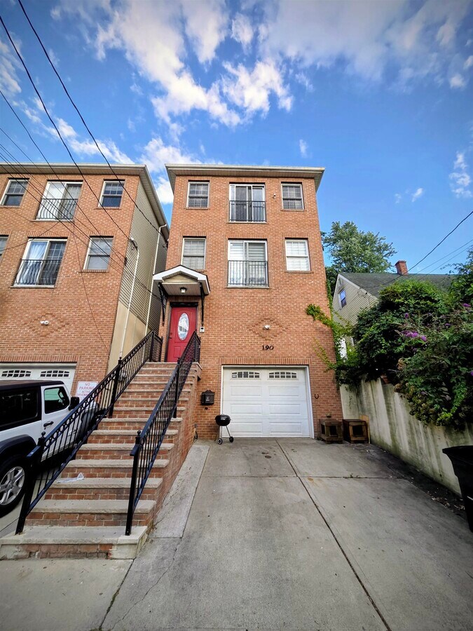 Photo - 190 Terrace Ave Condo Unit 2